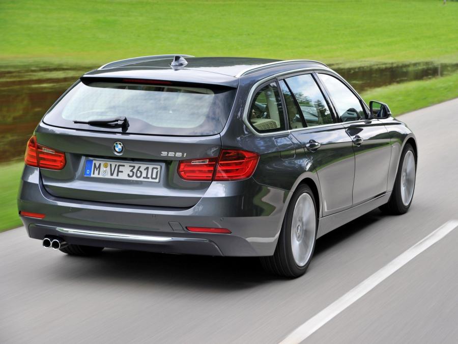  BMW 328i Touring Luxury Line 2012 года  (фото 3 из 16)